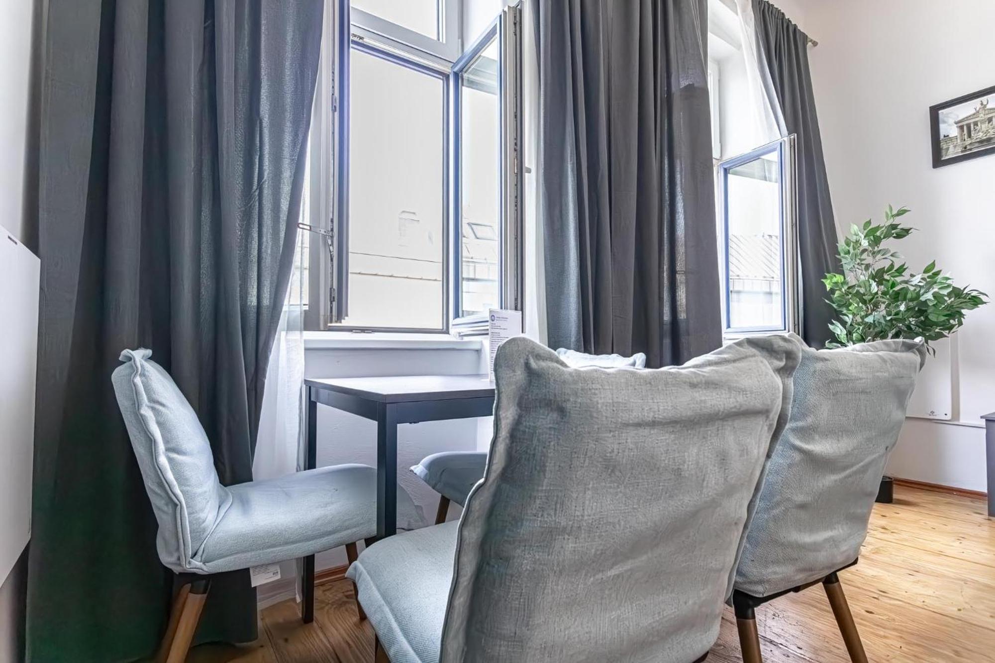 Stylish 1Br Apartment- Near Westbahnhof U3&U6 Viena Exterior foto